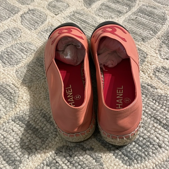 Chanel Lambskin Espadrilles Pink Red Black - Picture 6 of 8